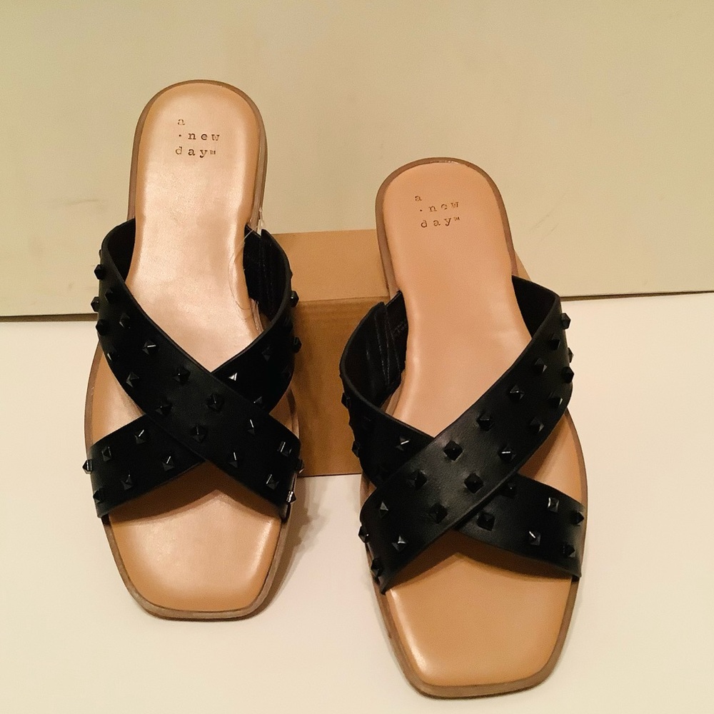 NEW Sandals
